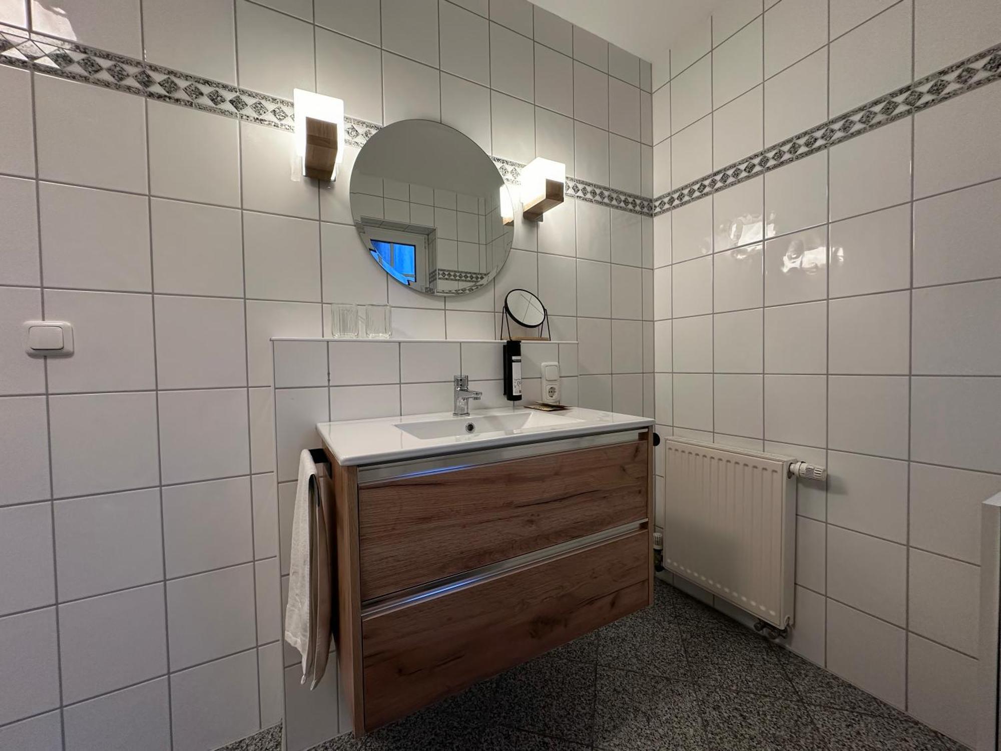 Luxx Downtown - Design-Apartment Zentral Im Ort Bad Zwischenahn Exteriör bild